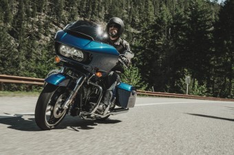 HARLEY-DAVIDSON ROAD GLIDE