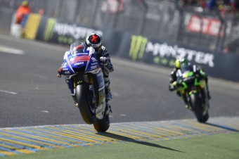 MOTO GP: divoc jezdci a sladk holky