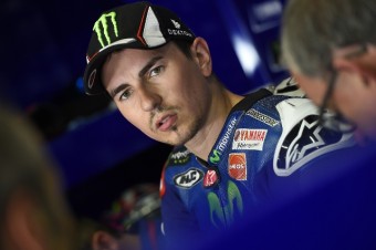 MOTO GP: divoc jezdci a sladk holky