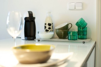 PLNUJETE VLET DO PRAHY? ZKUSTE NETRADIN UBYTOVN S PRVKY VENKOVSKHO IVOTA! Zdroj: moooliving.com/cs/