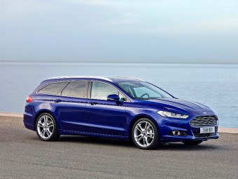 Nov Ford Mondeo pijd se systmem detekce chodc a novmi motory