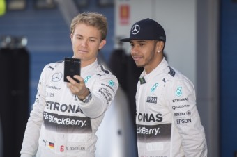 Nico Rosberg a Lewise Hamilton ze stje Mercedes, zdroj: Shutterstock