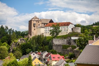 Zmek Beov, Karlovy Vary jsou ideln destinac k odpoinku i poznvn, Bohemia-lzn, a. s.