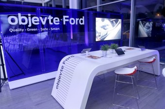 Společnost Ford AMB Praha otevřela první FordStore v České republice