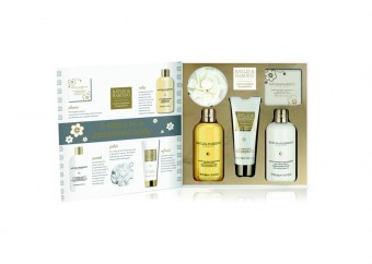 Baylis & Harding: Sweet Mandarin & Grapefruit (5 piece book). V sti parfumeri Marionnaud za cenu 699 K.