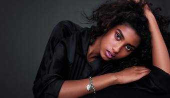 Imaan Hammam pro Tiffany, foto kredit: Dan Jackson