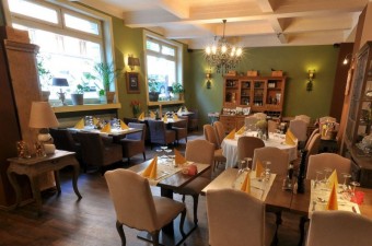 Restaurace Giardino  stedomosk kuchyn v kouzelnm prosted