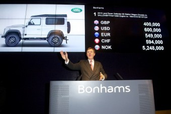 Aukční sín Bonhams, unikátní dvoumiliontý Land Rover Defender