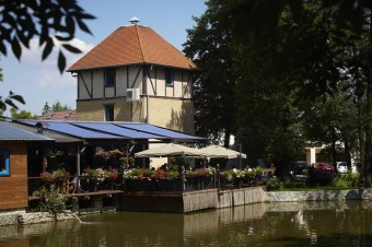 Restaurace Hlin�n� ba�ta