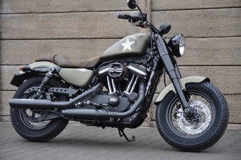 H-D Hradec Krlov, Iron 883, Harley-Davidson