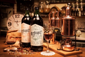 Altfernet z produkce Zmeck palrny Blatn, Premier Wines & Spirits