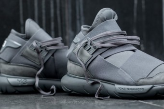 Kolekce Y-3 podzim/zima 2016 nvrhe Yohji Yamamota a znaky Adidas, Footshop