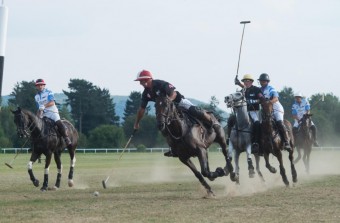 Tm Moser ji podruh vtzem turnaje Prague Polo Cup