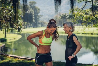 Iza Goulart a Joan Benoit Samuelson, Nike Beautiful x Powerful