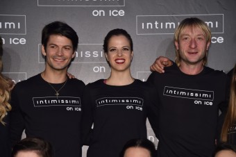 Stphane Lambiel, Carolina Kostner a Evgeni Plushenko; Intimissimi On Ice: Amazing Day