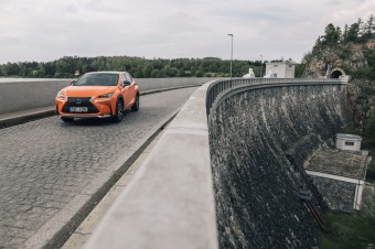 Lexus pichz s uniktnm programem Zat Lexus, Toyota