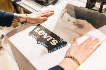 Levis Print Bar