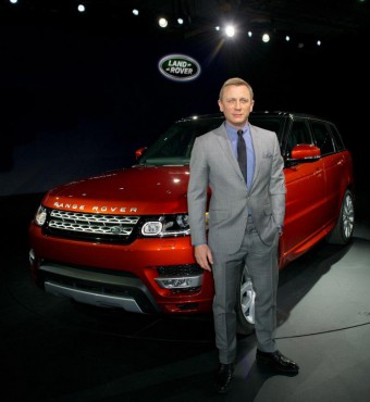 Daniel Craig pedstavil v New Yorku nov Range Rover Sport - Menhouse.eu