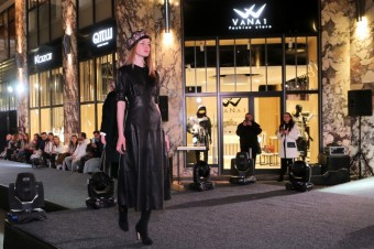 Módní přehlídka VaNa1 v rámci Mercedes-Benz Prague Fashion Week