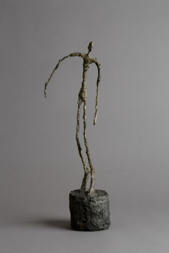 Alberto Giacometti Homme qui chavire 1950 Bronze, foto kredit: Fondation Louis Vuitton