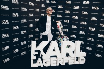 Kocktail with Karl v rmci Mercedes Benz Prague Fashion Week