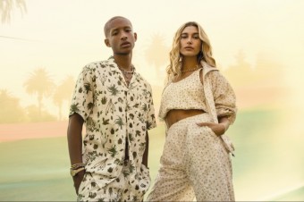 Hailey Bieber a Jaden Smith pro Levis