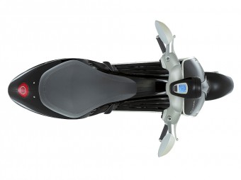 Nov sktr Vespa 946 