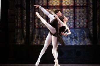 ajkovskho baletn klasika Labut jezero v podn Moscow City Ballet
