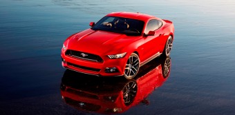 Nov Ford Mustang